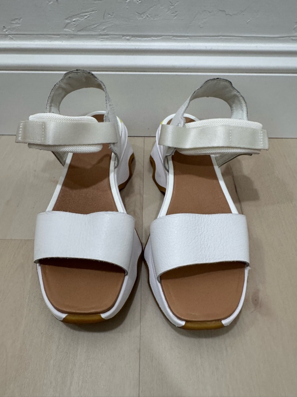 Sorel Kinetic Impact Y Strap Sandals Women's 7 Sea Salt White Tan Athleisure - Picture 5 of 14
